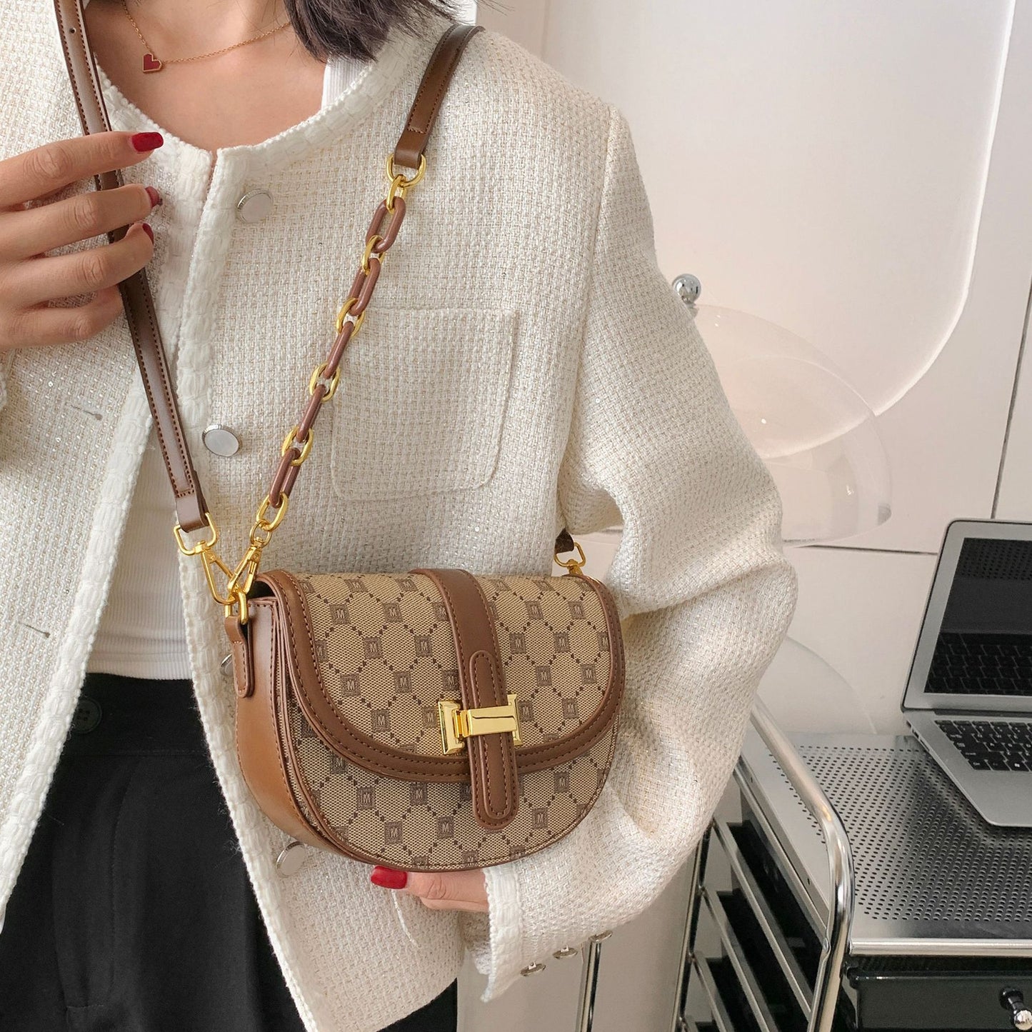 Elegant High Quality Shoulder Bag