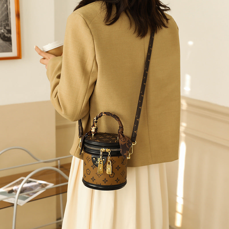 Luxury Design Bucket Handbag Shoulder Bag