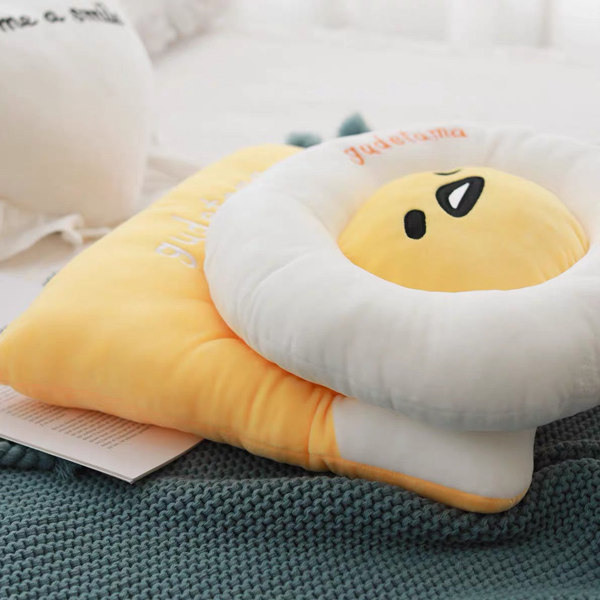 Kawaii Gudetama Cushion