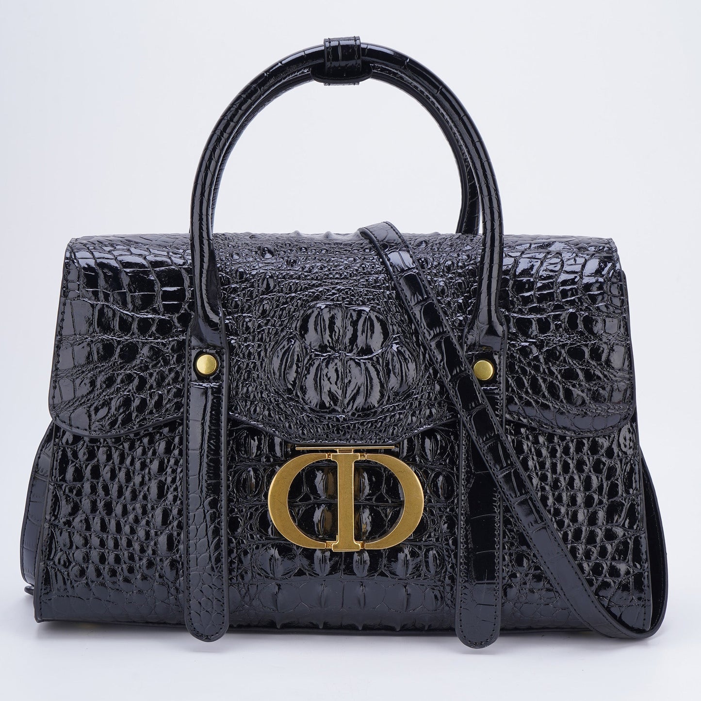 Designer's Aligator Pattern Handbag/Shoulder Bag