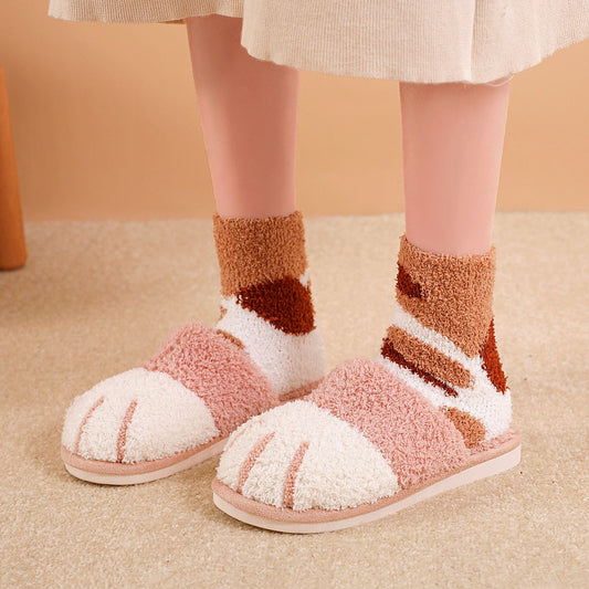 Cozy Fluffy Cat Claw Slippers