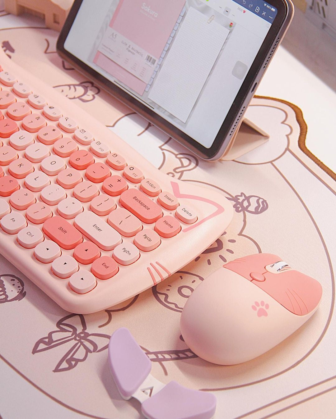 Kawaii Cat Wireless Keyboard & Mouse Set